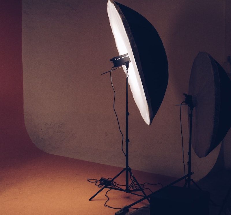 Umbrella reflectors are a great item to check off you photo studio equipment checklist